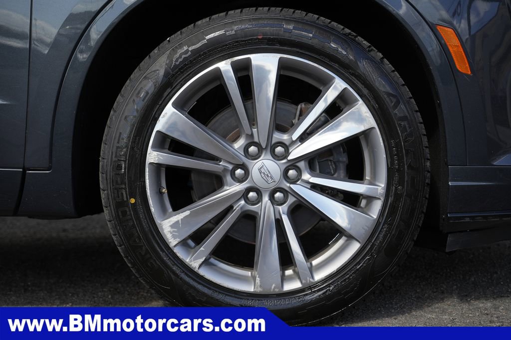 Used 2022 Cadillac XT6 Premium Luxury image 10