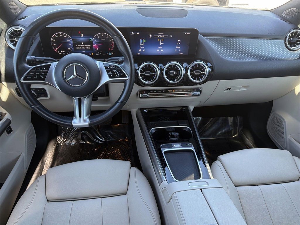 Used 2025 Mercedes-Benz GLA 250 image 6