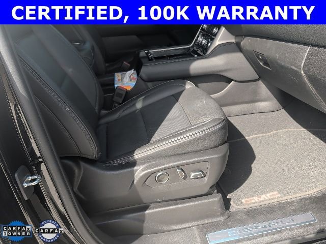 Used 2023 GMC Yukon Denali w/ Advanced Technology Package image 10