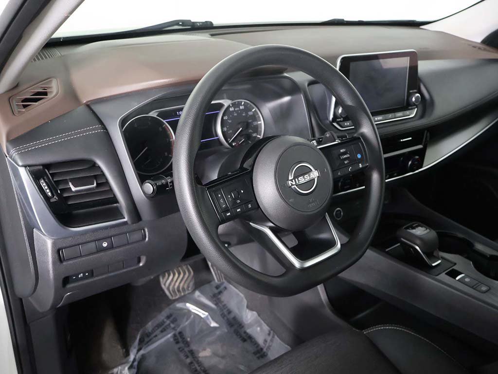 Used 2022 Nissan Rogue SV AWD/4WD image 24