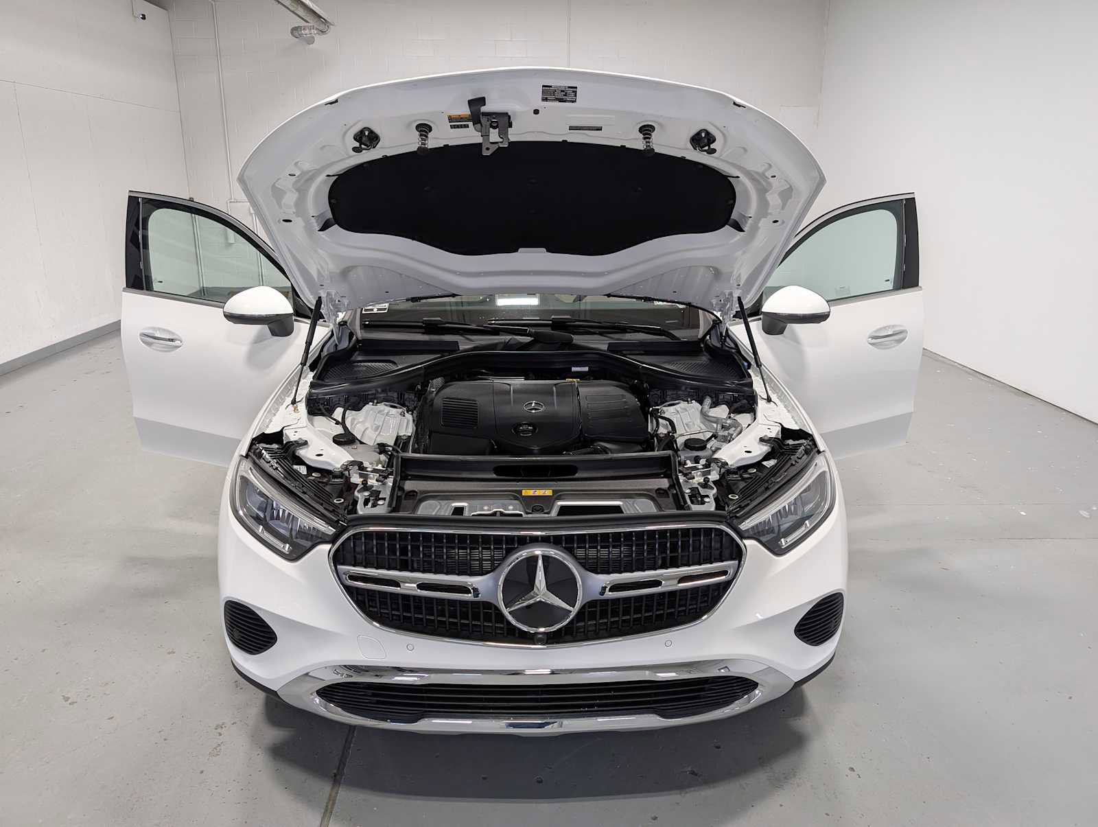 New 2026 Mercedes-Benz GLC 300 4MATIC image 11