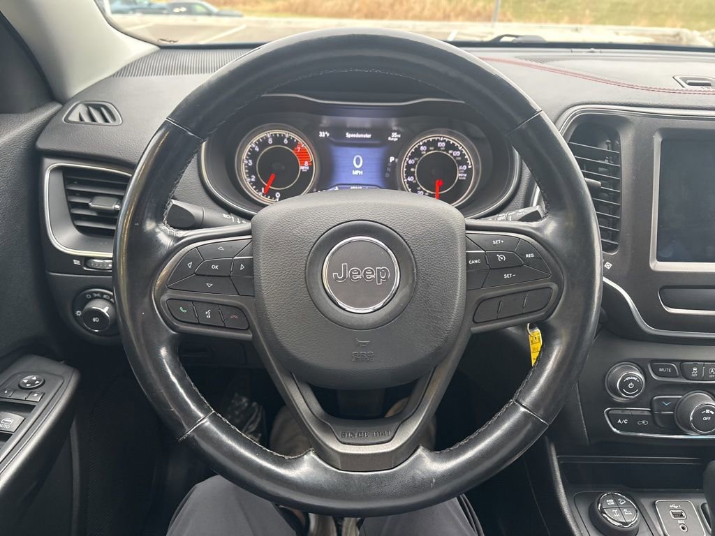 Used 2020 Jeep Cherokee Trailhawk w/ Cold Weather Group image 19