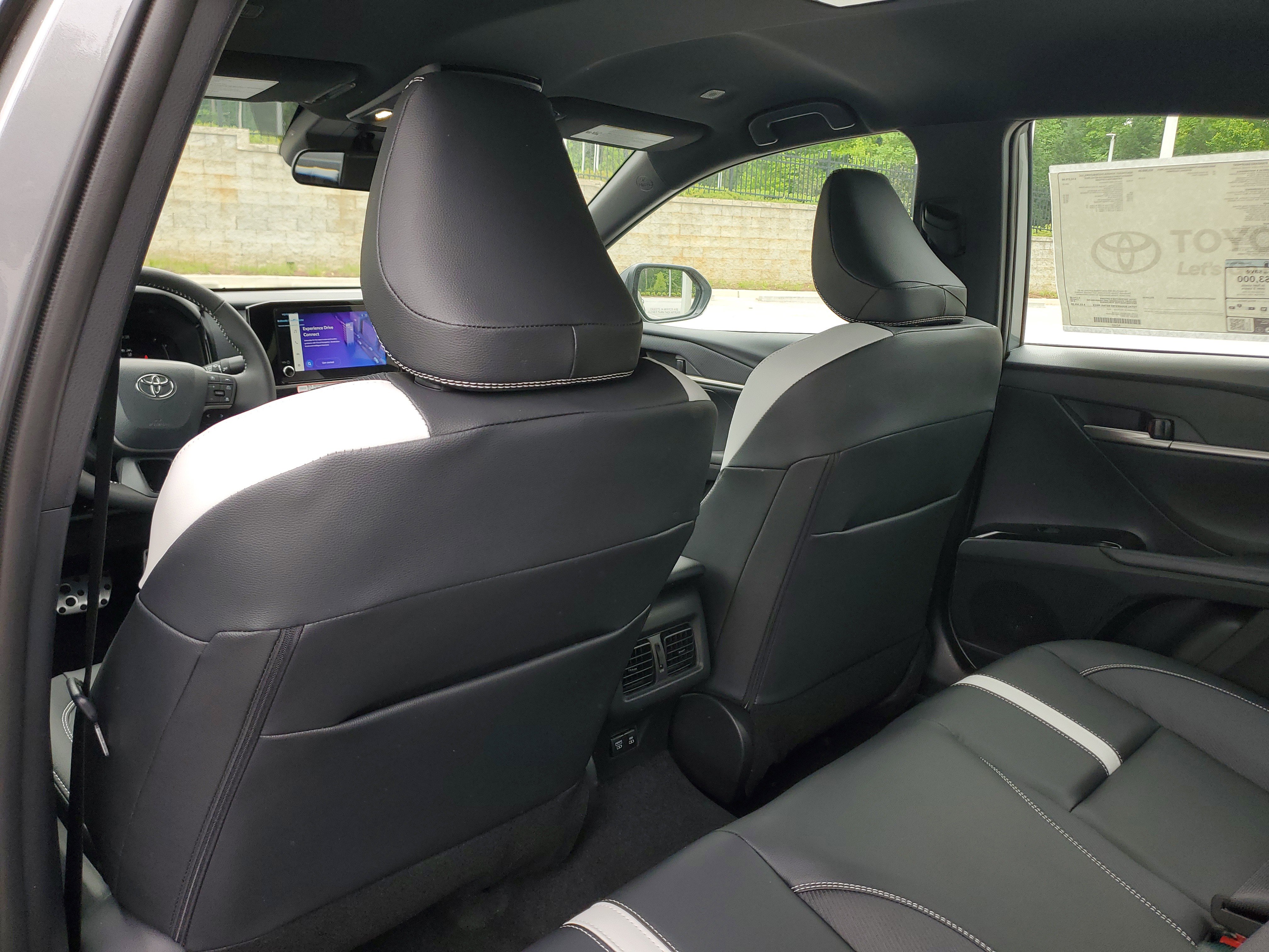 New 2026 Toyota Camry SE FWD image 10