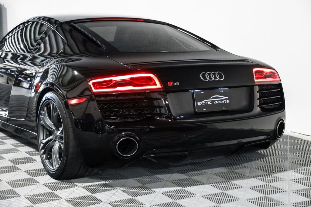 Used 2014 Audi R8 V8 image 22