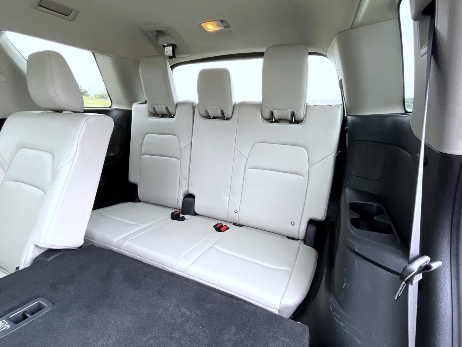 Used 2024 Nissan Pathfinder SL AWD/4WD image 21