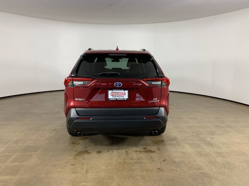 Used 2023 Toyota RAV4 LE AWD/4WD image 10