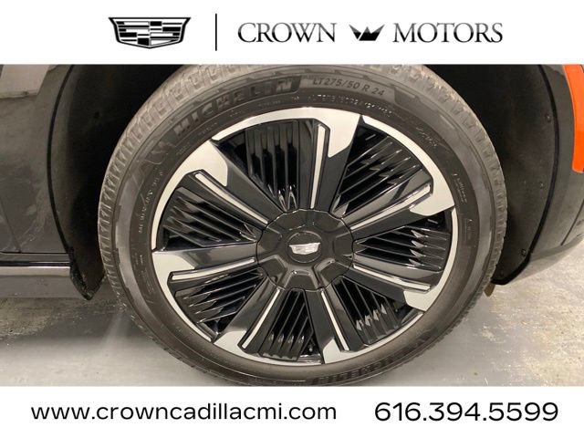 Certified 2025 Cadillac Escalade IQ Sport 2 AWD/4WD image 32