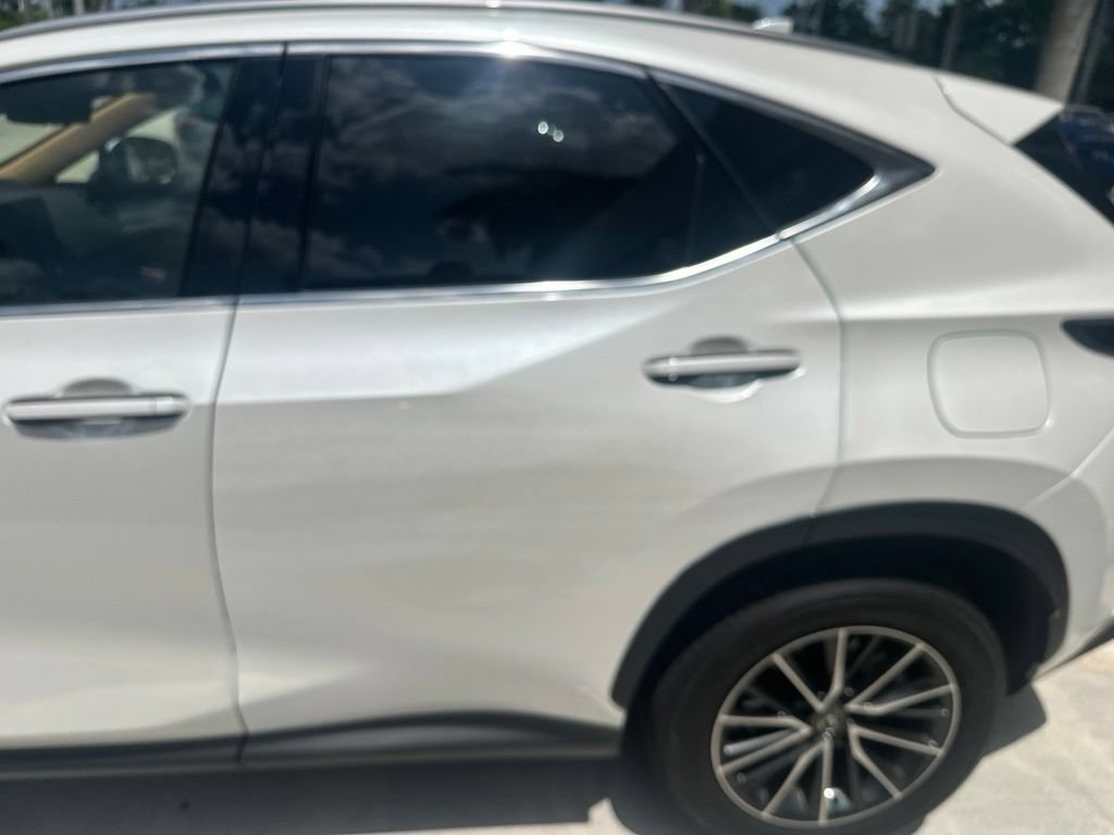 Used 2025 Lexus NX 350h AWD w/ Accessory Package (Z2) image 7