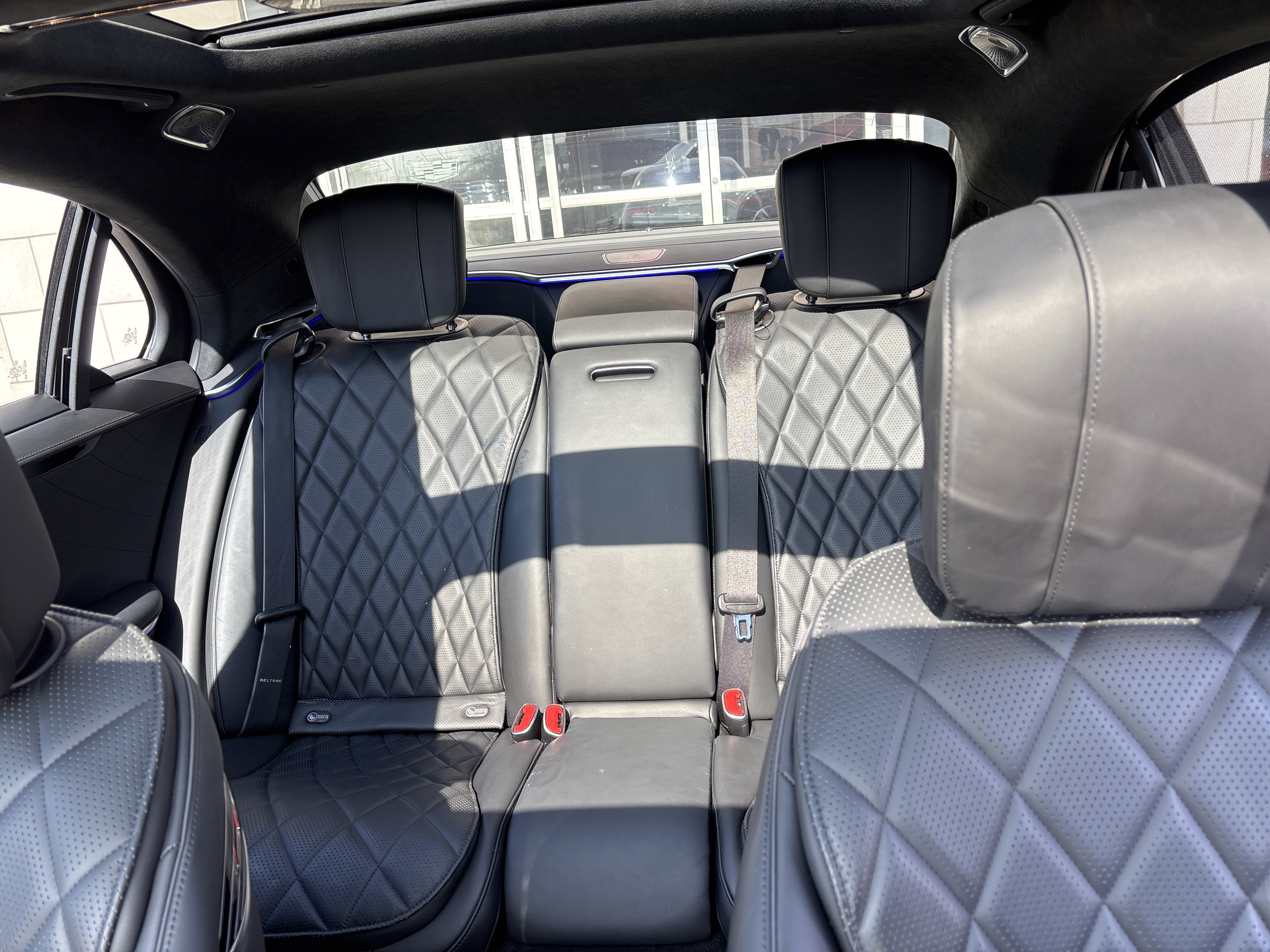 Used 2022 Mercedes-Benz S 580 4MATIC Sedan w/ Rear Seat Package image 36