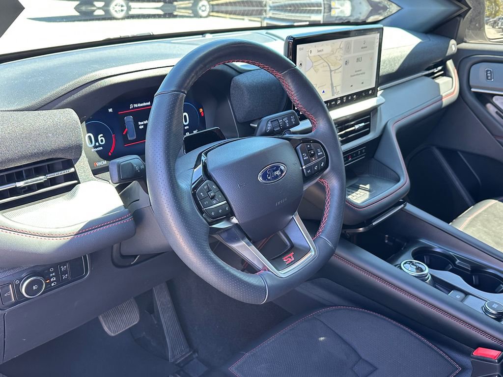 Used 2025 Ford Explorer ST AWD/4WD image 14