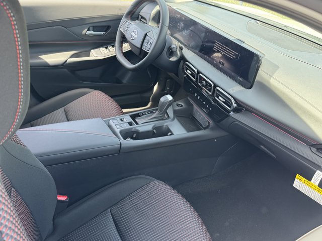 New 2026 Nissan Sentra SR w/ Floor Mat Package FWD image 17