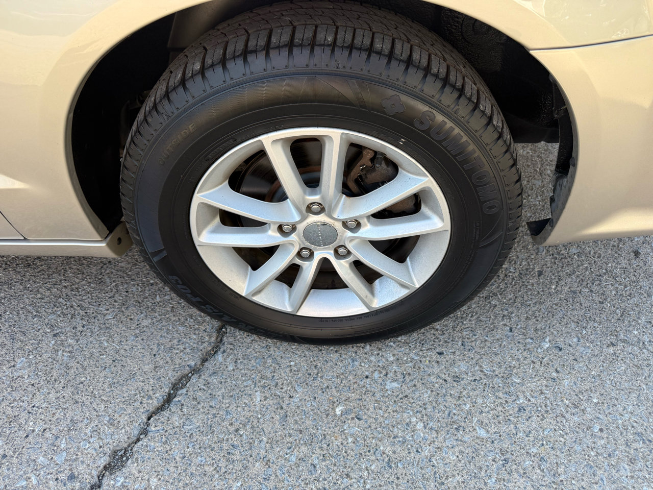 Used 2016 Dodge Grand Caravan SXT image 15