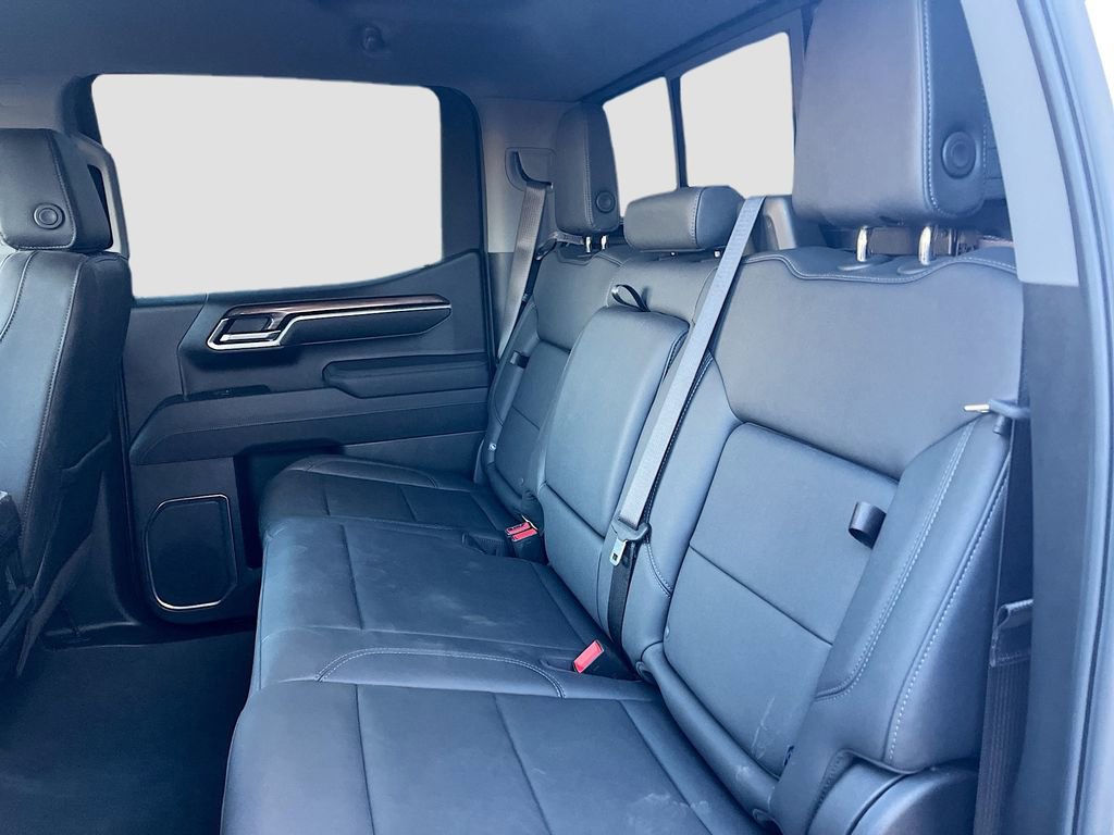 Used 2025 Chevrolet Silverado 1500 LT Trail Boss w/ Convenience Package II image 25