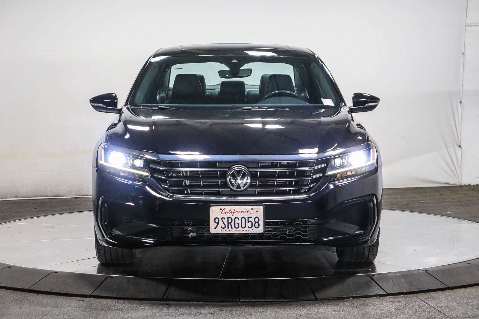 Used 2022 Volkswagen Passat 2.0T R-Line FWD image 6