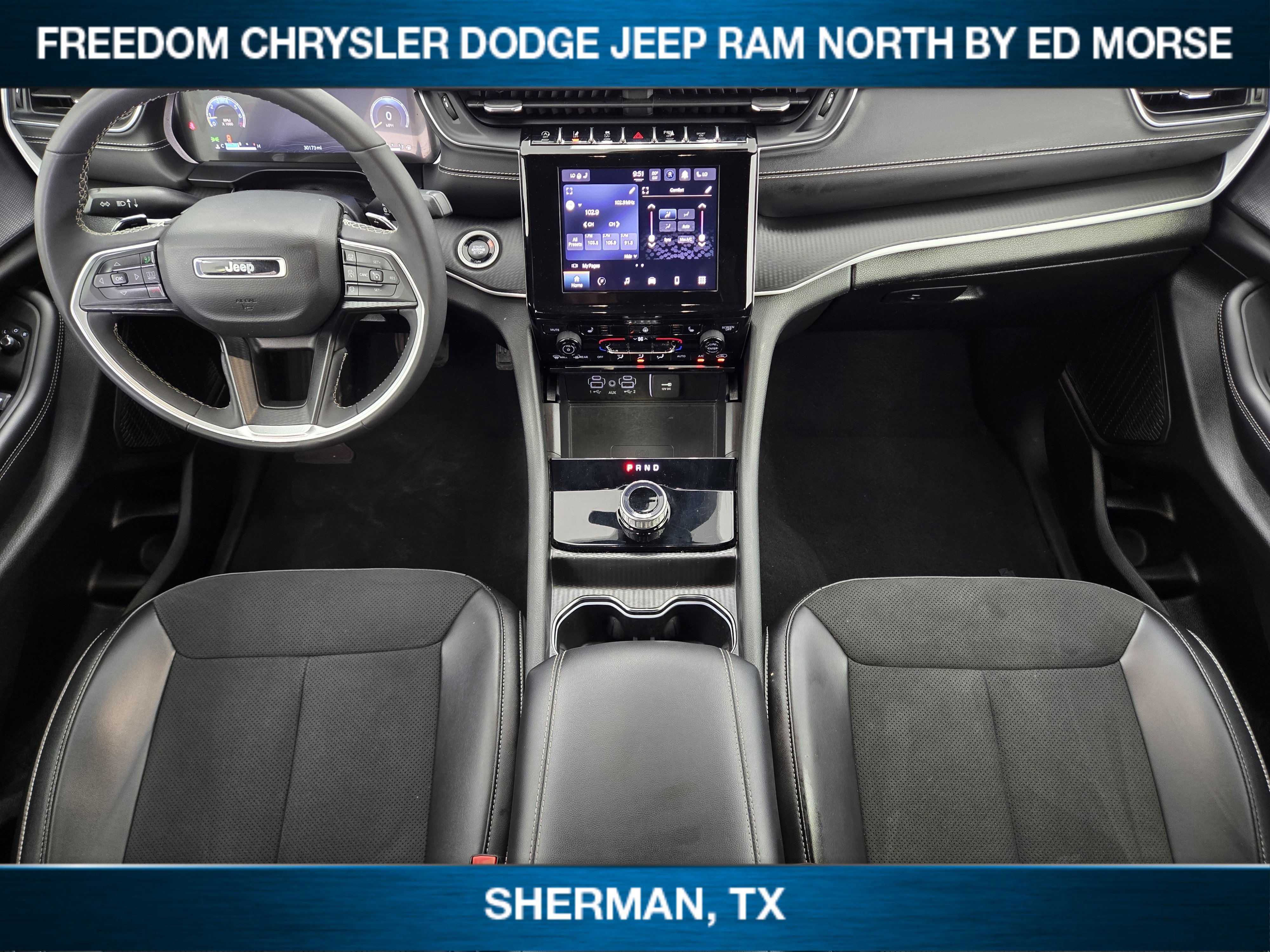 Used 2025 Jeep Grand Cherokee Altitude AWD/4WD image 19