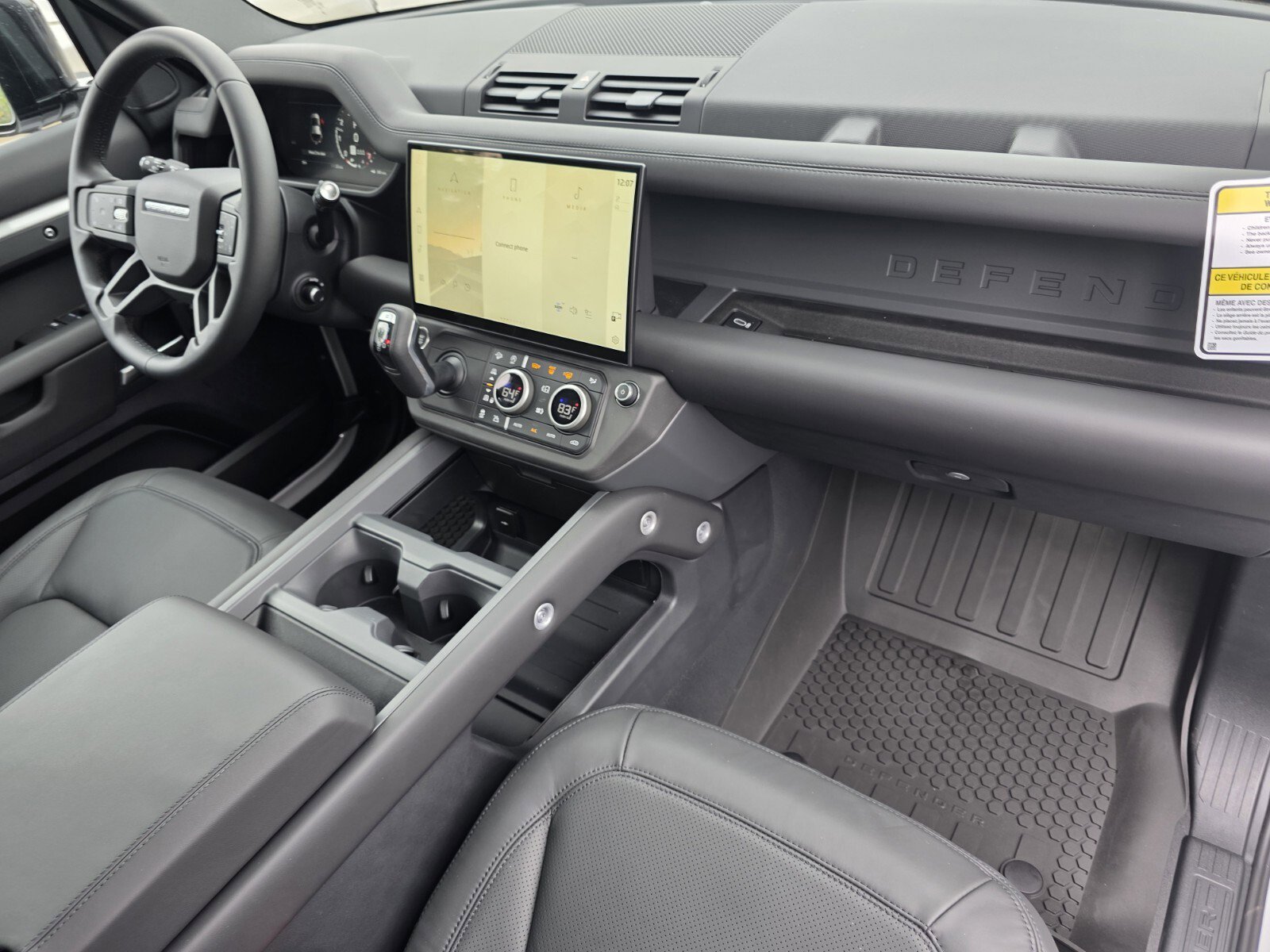 New 2026 Land Rover Defender 110 X-Dynamic SE image 25