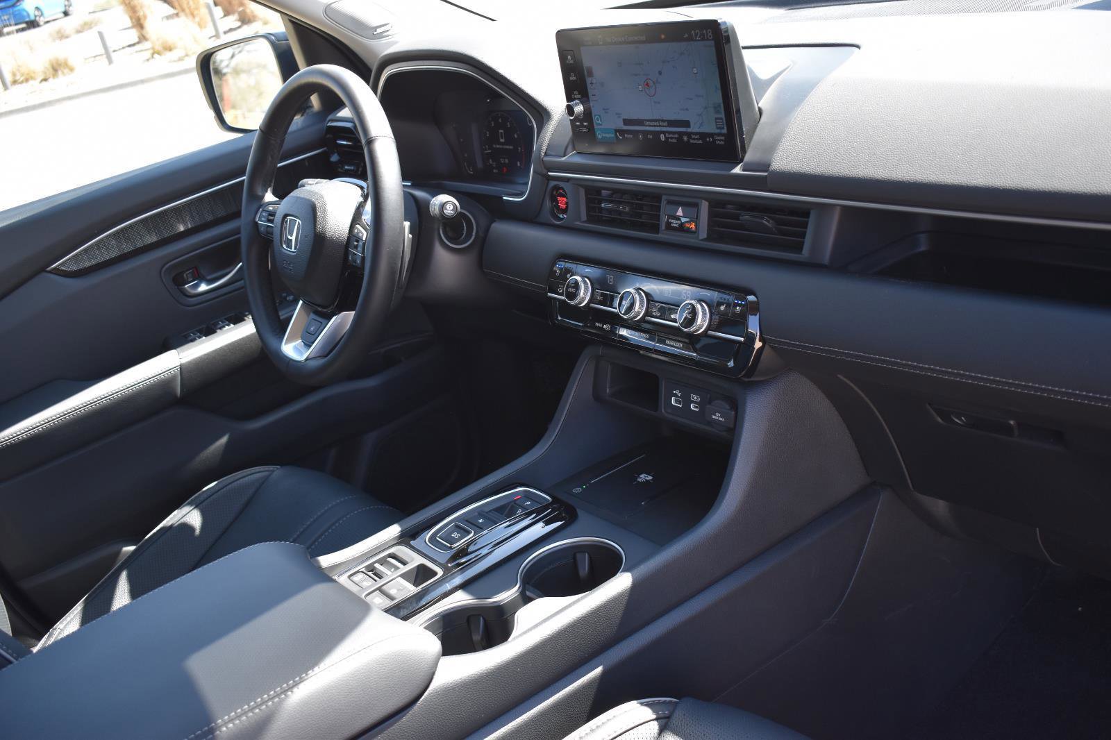 Used 2025 Honda Pilot Elite image 15