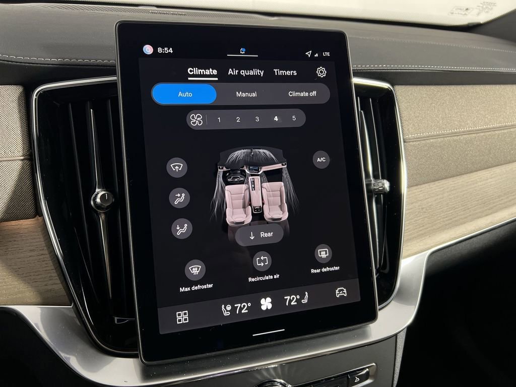 New 2026 Volvo XC90 B6 Plus w/ Protection Package Premier image 15