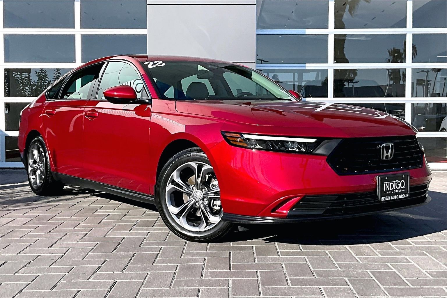 Used 2023 Honda Accord EX image 3