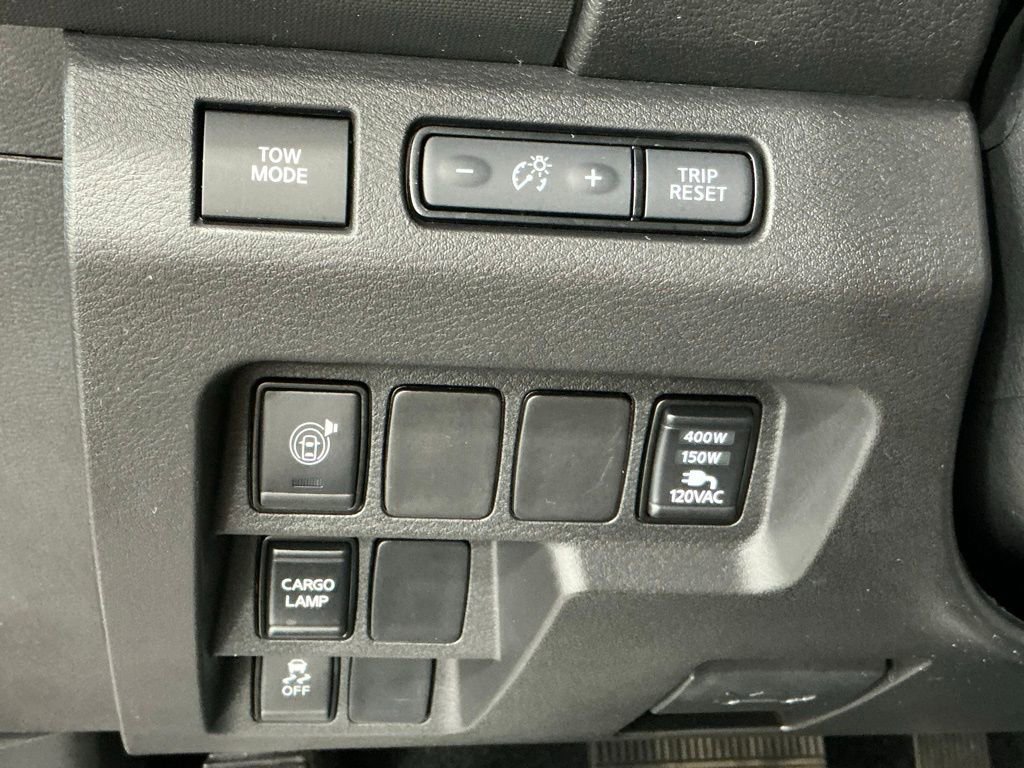 Used 2024 Nissan Frontier SL w/ Technology Package image 35