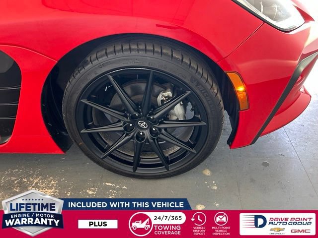 Used 2024 Toyota GR86 Premium RWD image 10