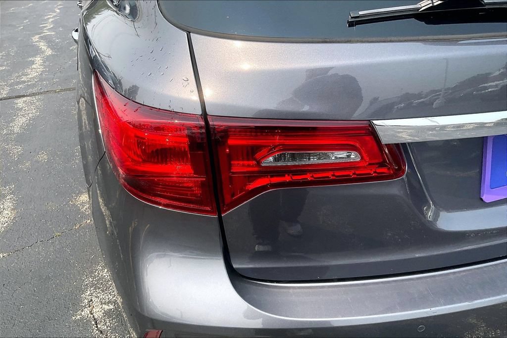 Used 2019 Acura MDX w/ Technology Package AWD/4WD image 29