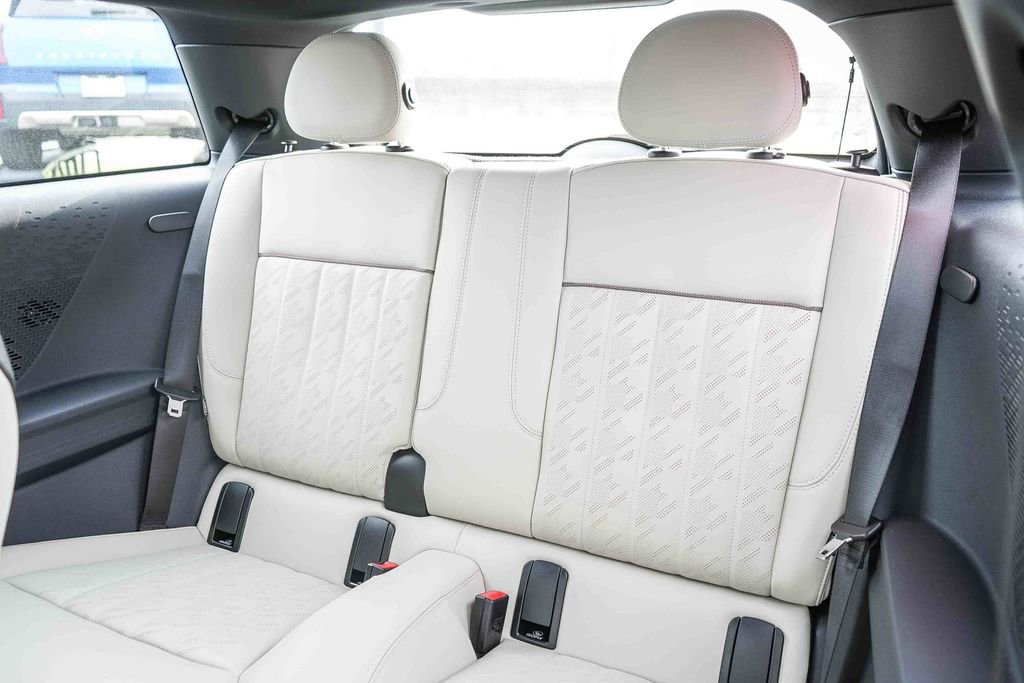 New 2026 MINI Cooper 2-Door Hardtop image 17