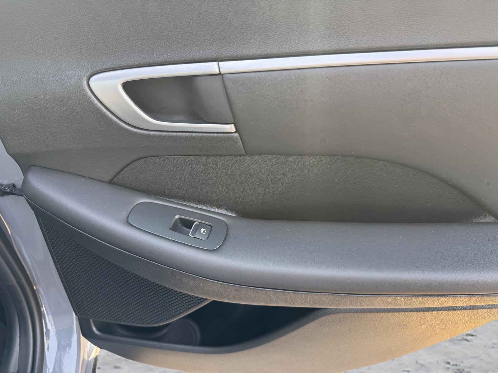 Used 2024 Hyundai Sonata SEL FWD image 23