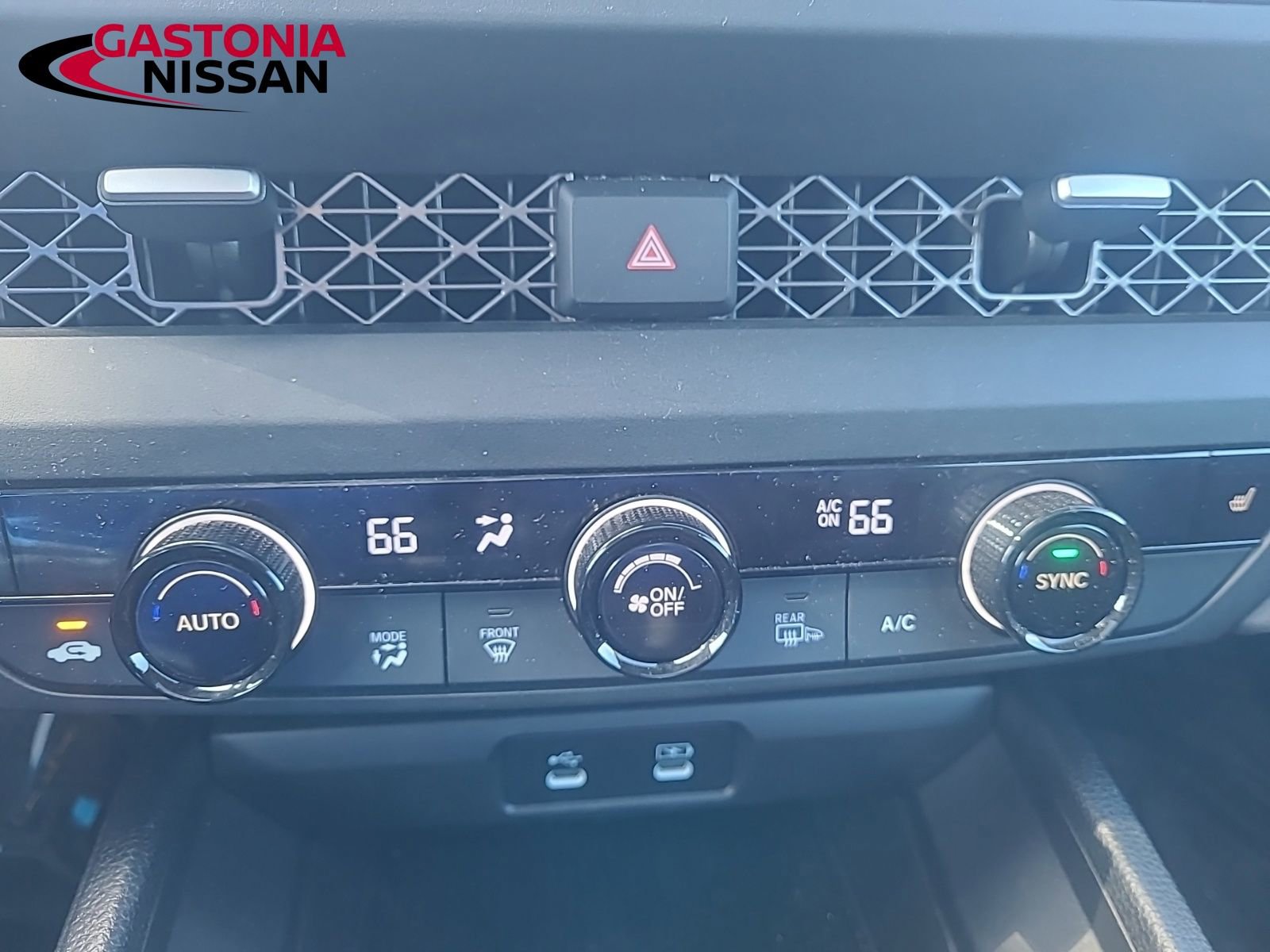 Used 2025 Honda Accord SE image 28