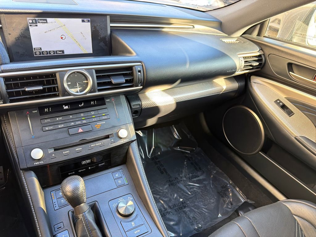 Used 2015 Lexus RC F image 21