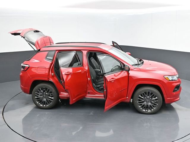 Used 2024 Jeep Compass Limited image 50