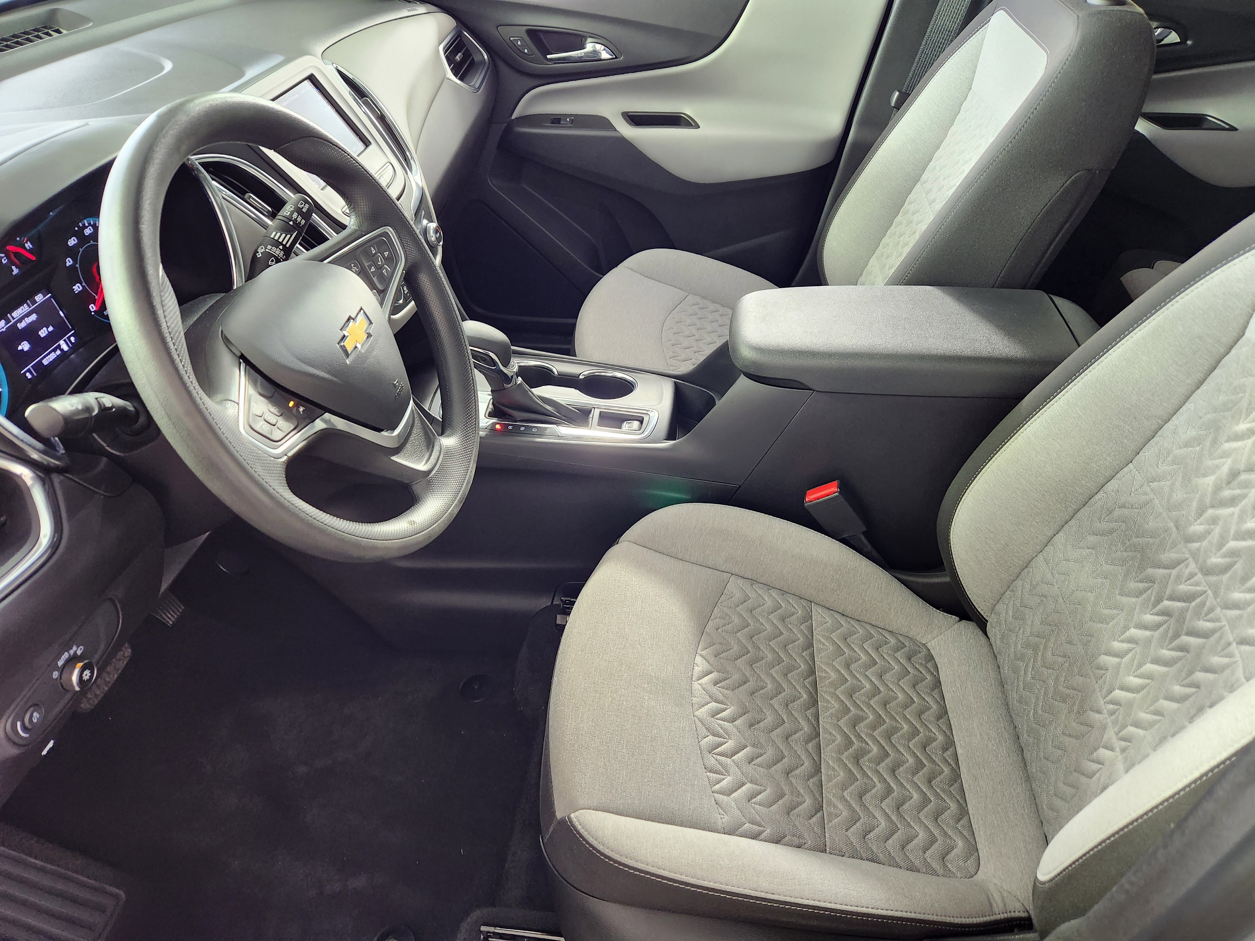 Used 2023 Chevrolet Equinox LS AWD/4WD image 11