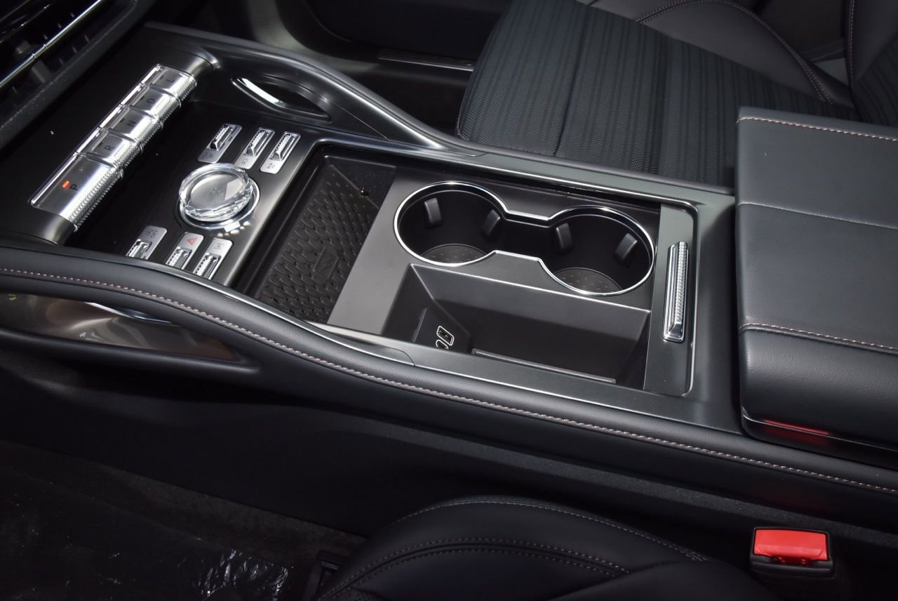 New 2026 Lincoln Nautilus Reserve AWD/4WD image 39