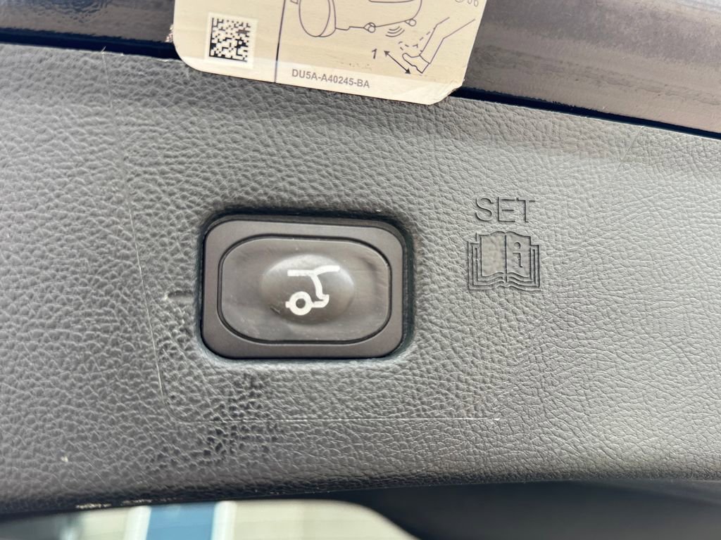 Used 2018 Ford Edge Sport w/ Equipment Group 401A AWD/4WD image 37