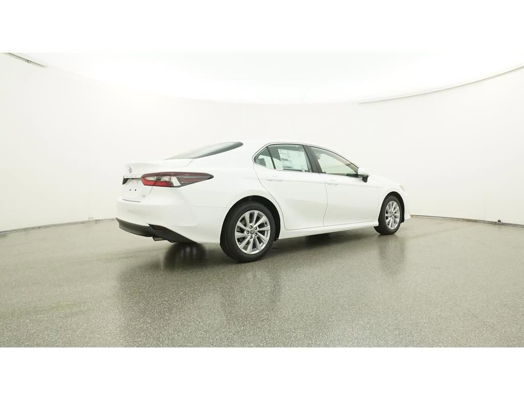 Used 2023 Toyota Camry LE image 26
