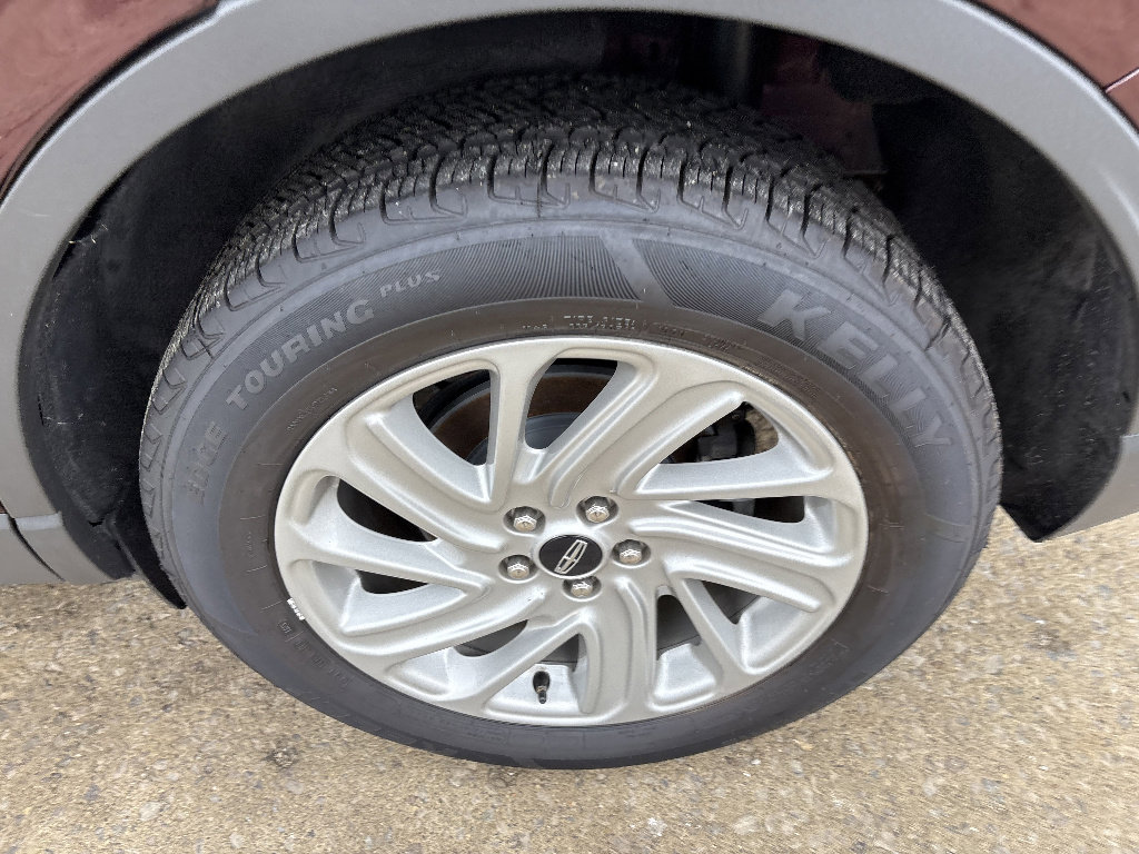 Used 2020 Lincoln Corsair FWD image 13