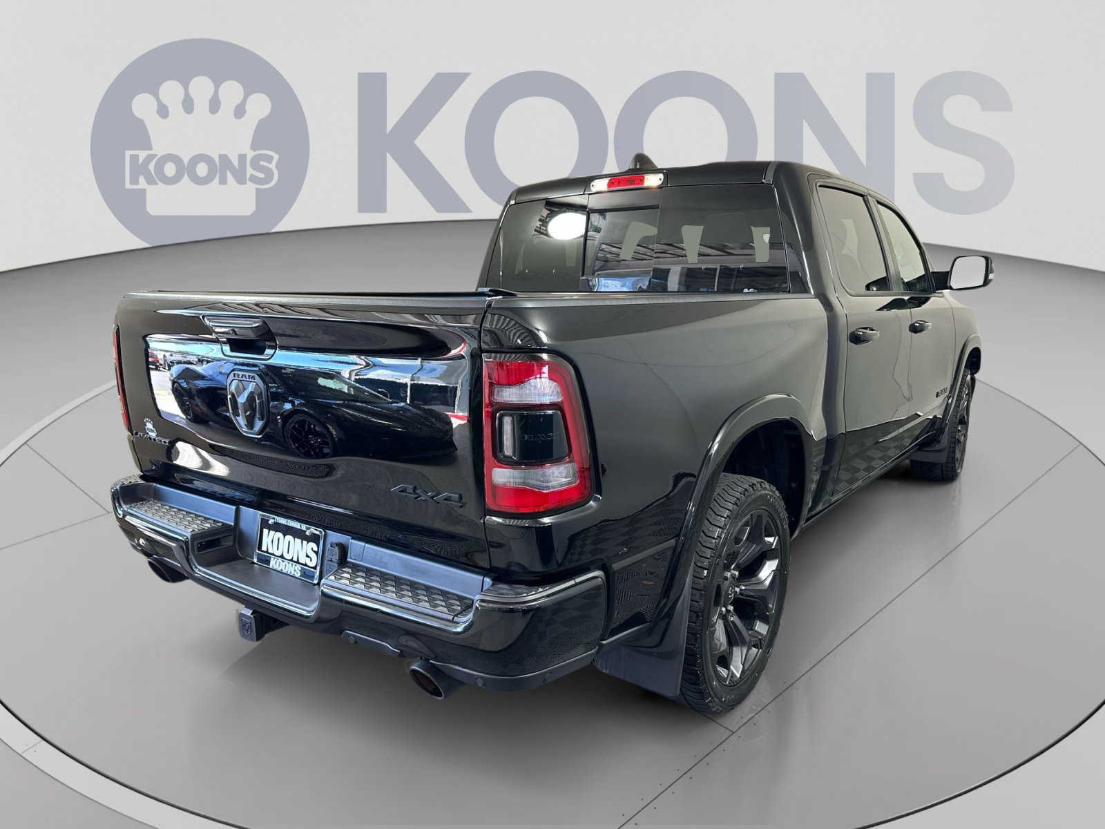Used 2020 RAM 1500 Limited w/ Black Appearance Package AWD/4WD image 7