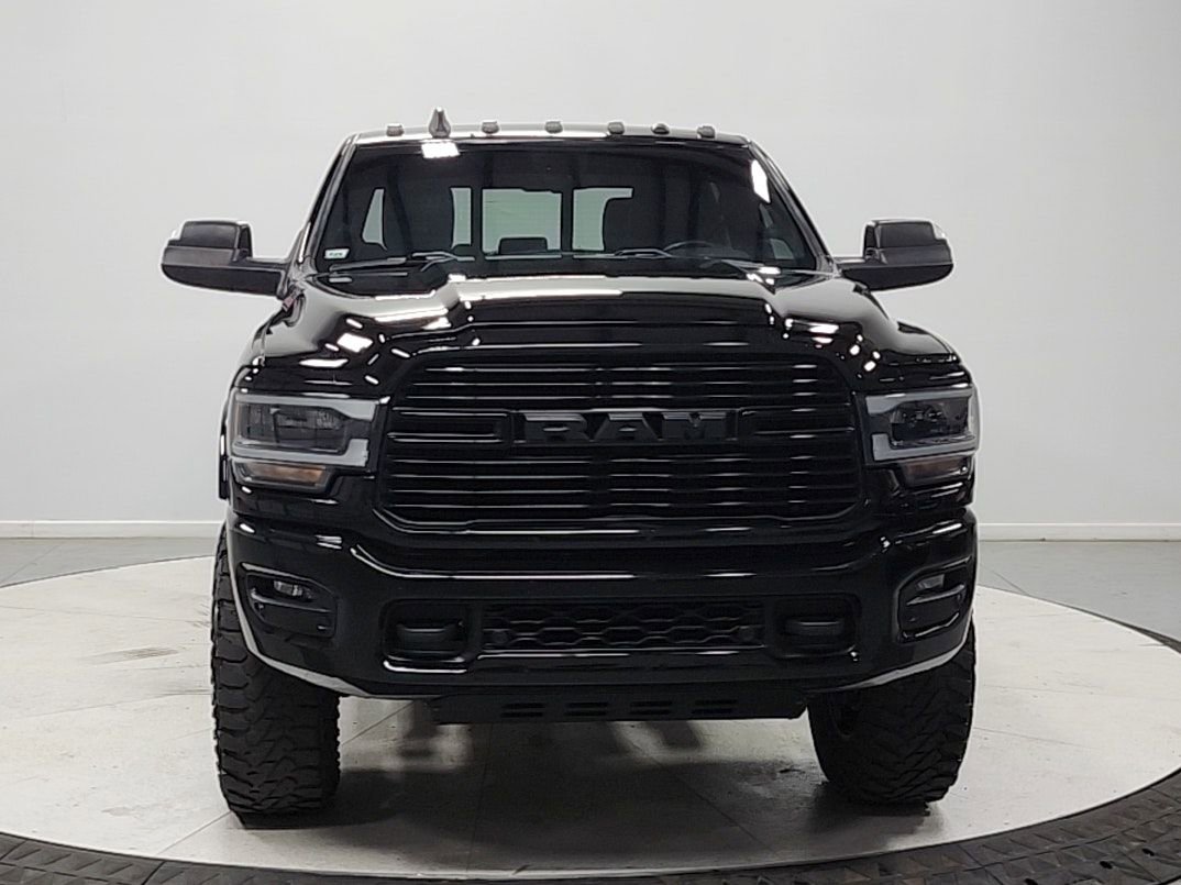 Used 2019 RAM 2500 Laramie w/ Black Appearance Package AWD/4WD image 2
