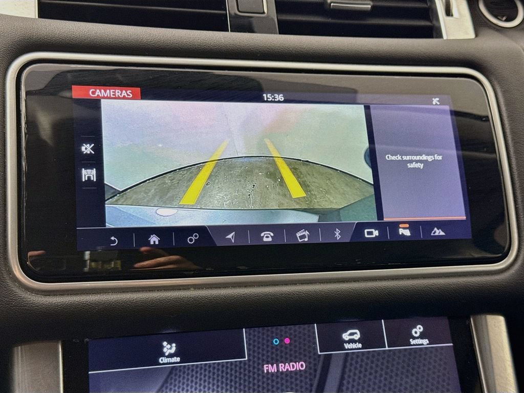 Used 2019 Land Rover Range Rover Sport SE AWD/4WD image 15