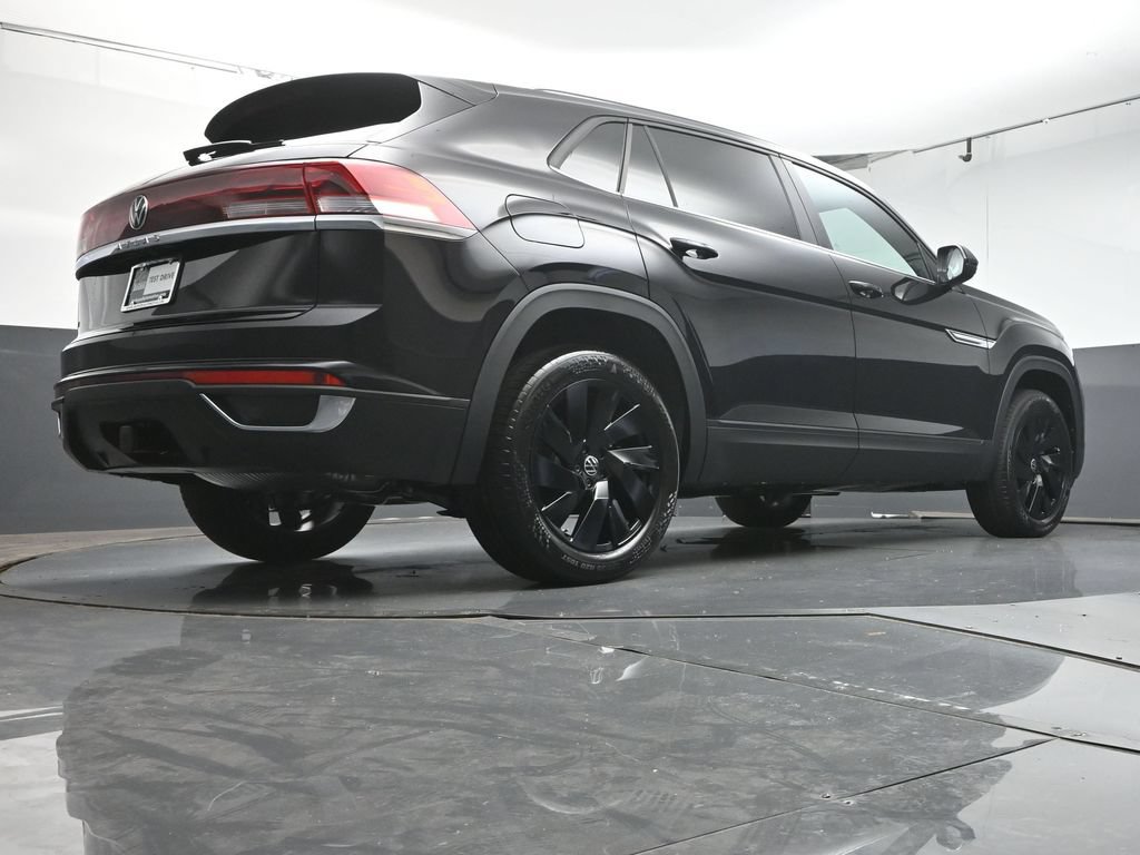 New 2026 Volkswagen Atlas Cross Sport SE FWD image 40