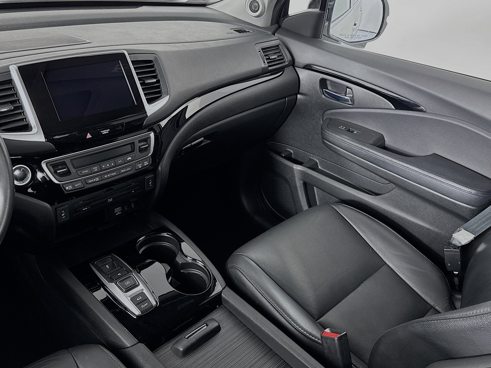 Certified 2018 Honda Pilot Touring image 24