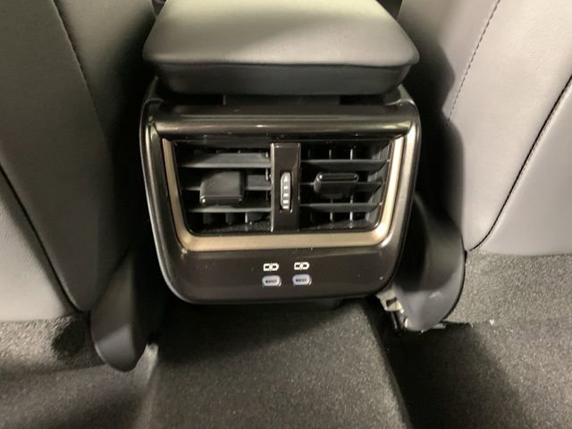 Used 2025 Toyota Crown Signia Limited image 34