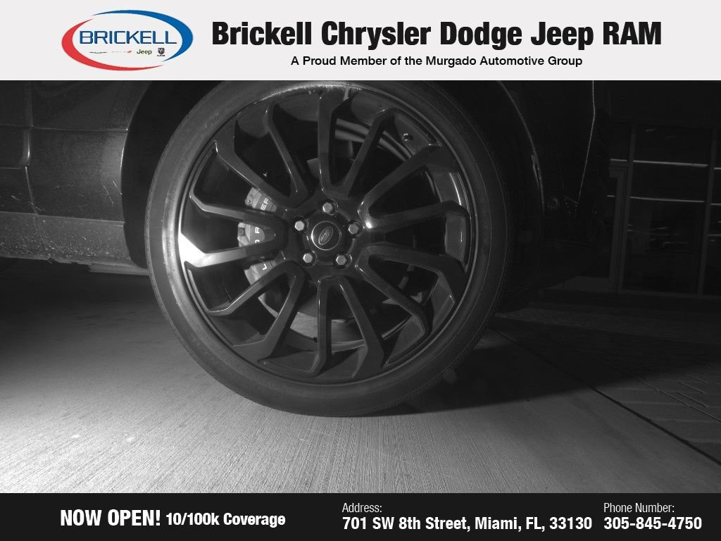 Used 2019 Land Rover Range Rover HSE image 18