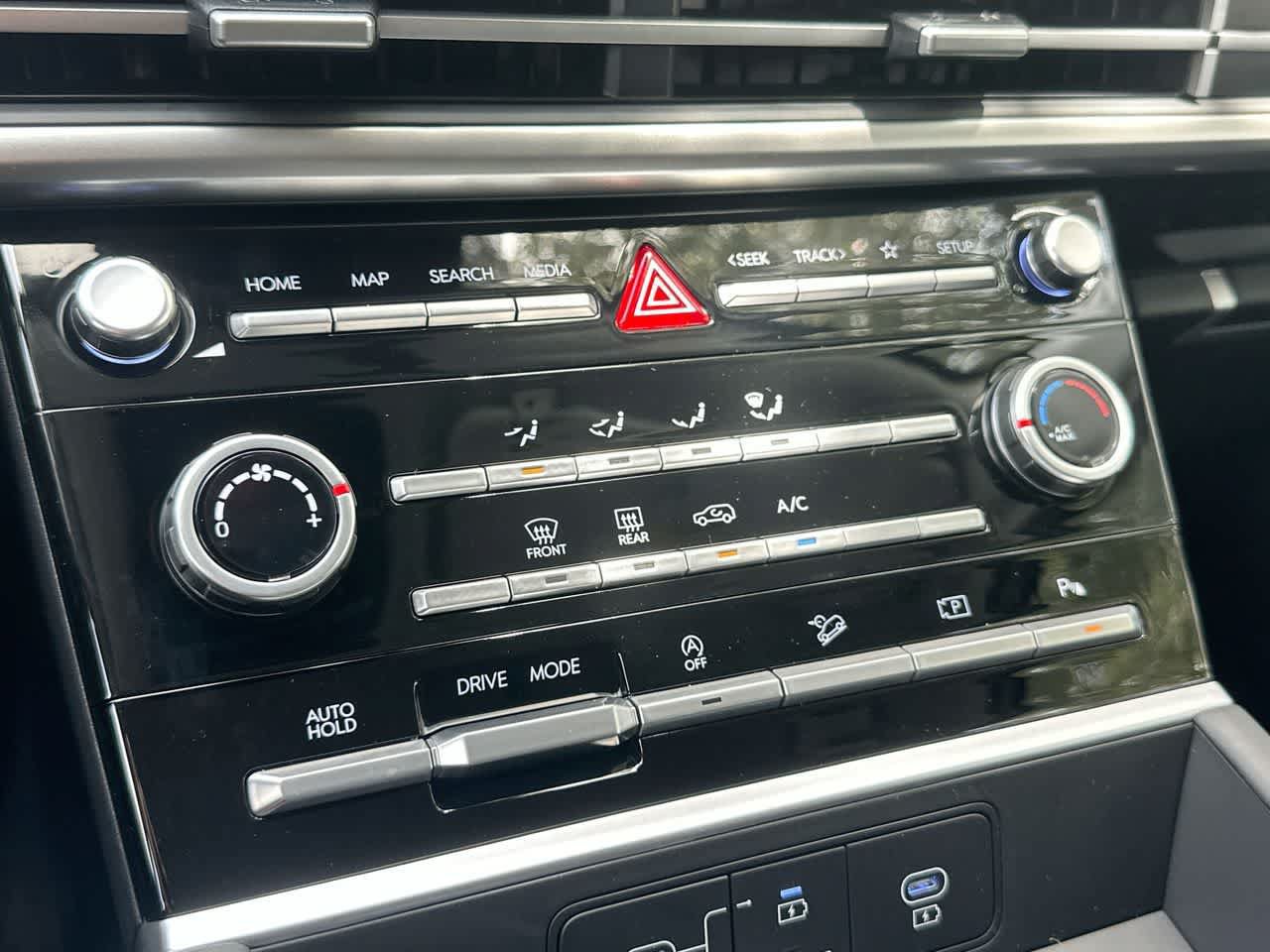 New 2026 Hyundai Santa Fe SE w/ Tow & Go Package FWD image 20