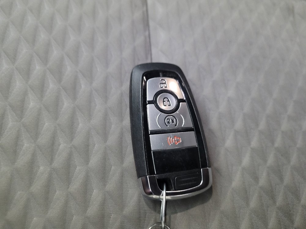 Used 2022 Ford Escape SE w/ Cold Weather Package image 32