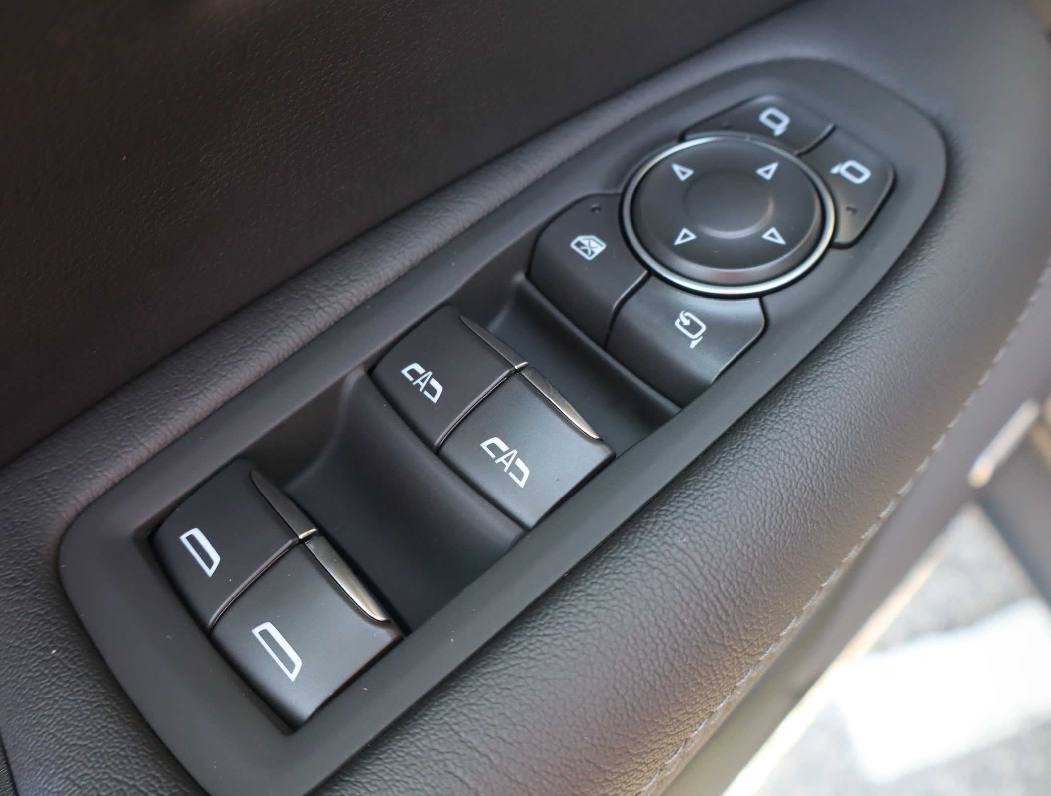 Used 2025 Cadillac XT5 Sportv w/ Technology Package AWD/4WD image 14