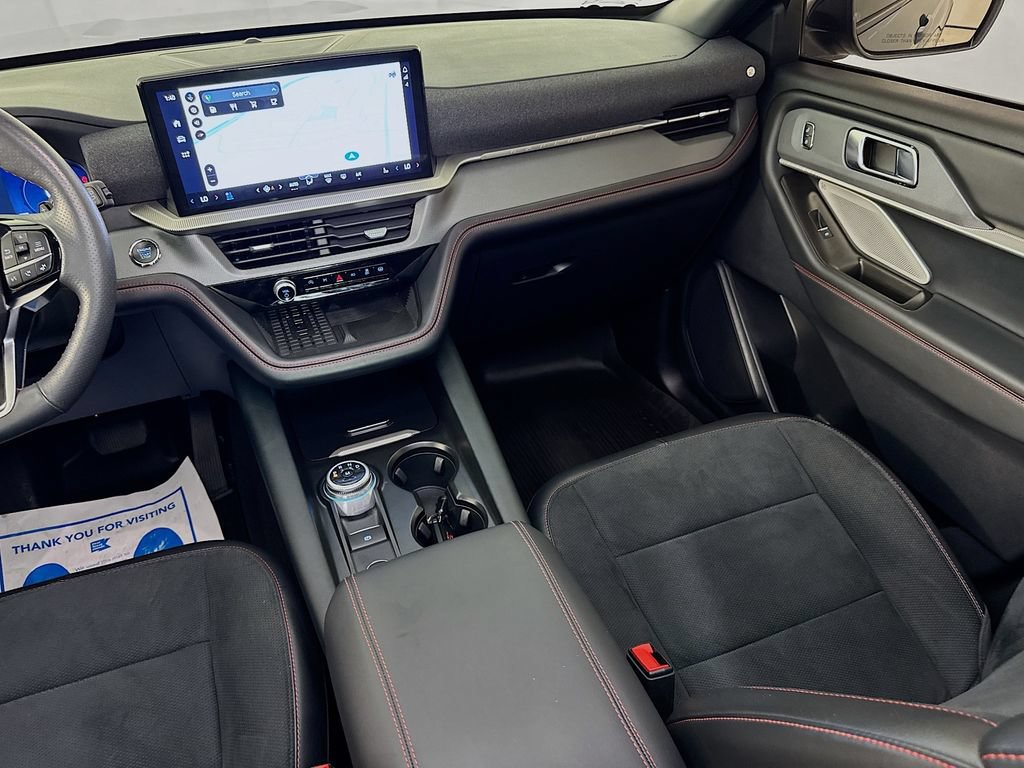 Used 2025 Ford Explorer ST AWD/4WD image 30