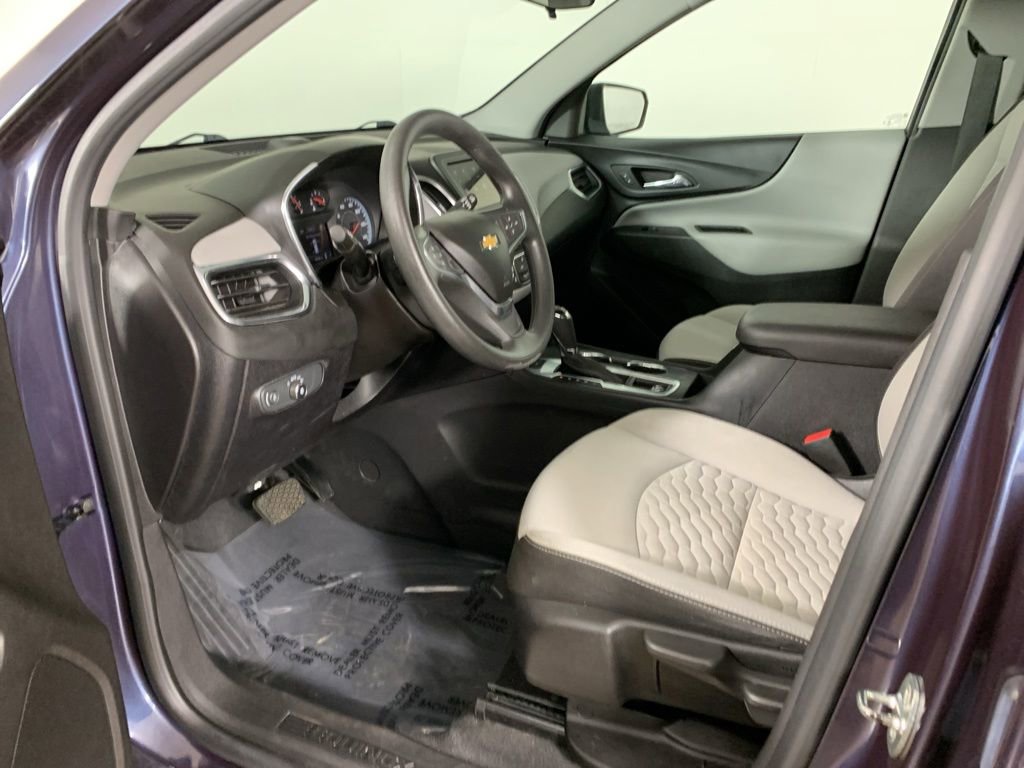 Used 2019 Chevrolet Equinox LS AWD/4WD image 29