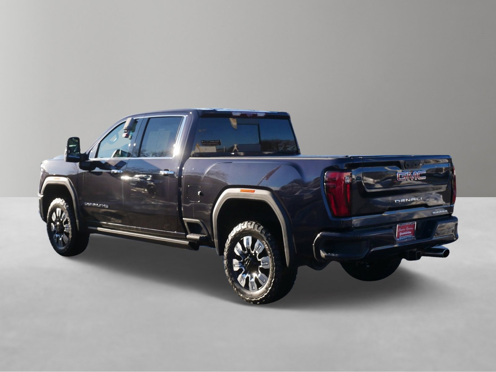 Used 2024 GMC Sierra 2500 Denali w/ Denali Reserve Package image 3