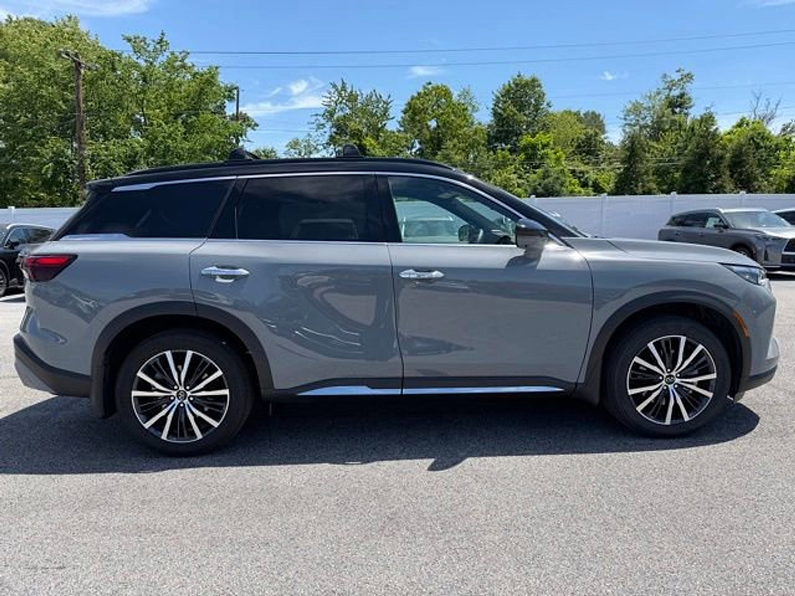 Used 2025 INFINITI QX60 Autograph w/ Cargo Package AWD/4WD image 8